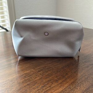 Bvlgari Cosmetic/perfume bag